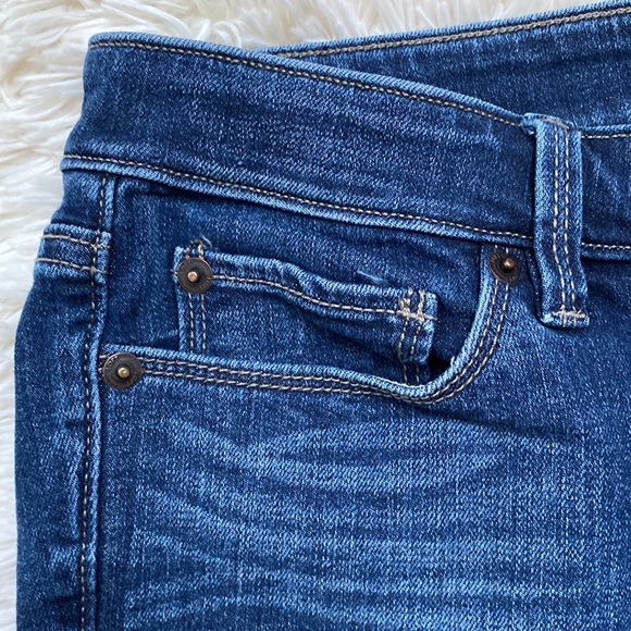 Loft Jean Shorts 💗 Dark Wash - Picture 8 of 14